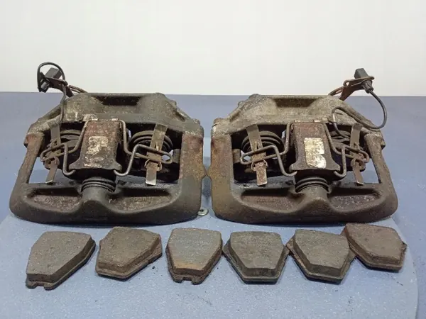 Kit de travões dianteiros OEM Ambit-978663- para Audi A6 C5 Allroad image 4