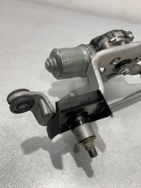 Subaru Forester Pyyhinvarsi OEM FBZ18357 - Käytetty image 5