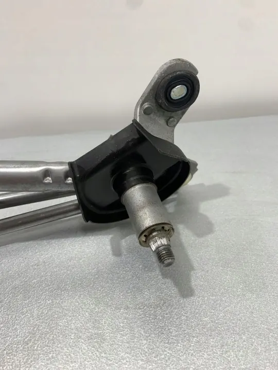Subaru Forester Pyyhinvarsi OEM FBZ18357 - Käytetty image 7