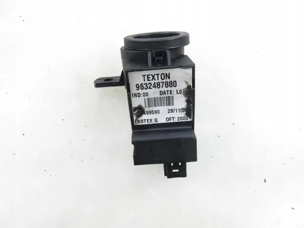 Käytetty Peugeot 406 kiinteä liite OEM N0500108 image 10