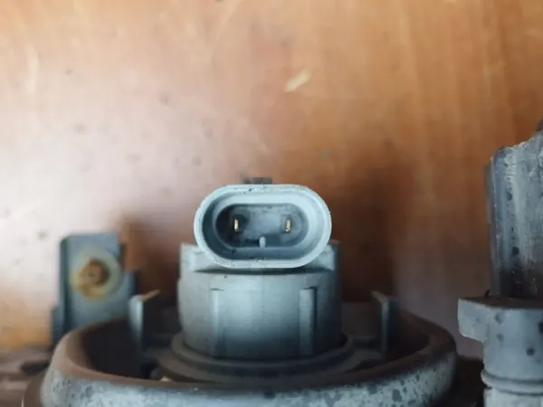 Farol dianteiro esquerdo BMW E46 image 5