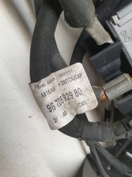 Módulo Start-Stop OEM 9675015880 - Usado image 9