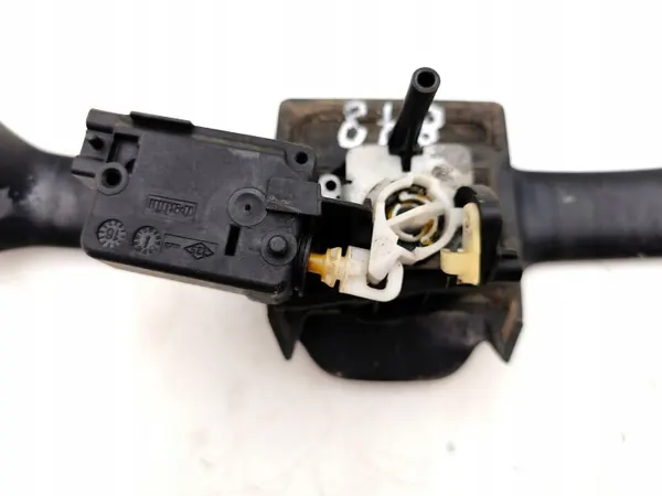 Opel Vivaro bakluckhandtag OEM AMD211460 2016 image 6