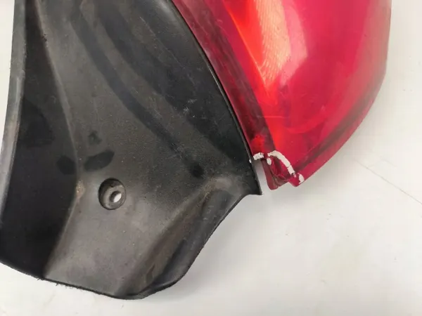Lámpara 8200886944 Renault Clio III Usado OEM image 4