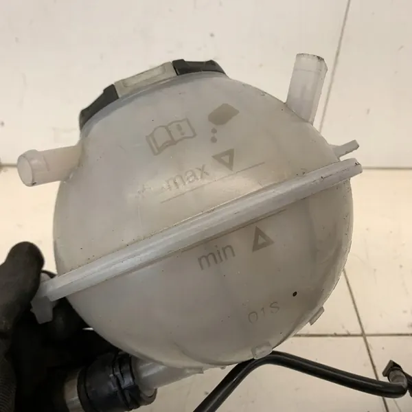 Reservatório de refrigerante AUDI Q5 II FY 80A 2017 image 3