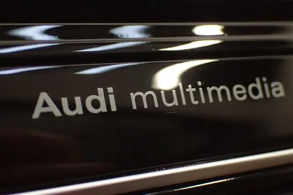 Audi A7 4G Navigation MMI OEM 4G1035051C image 7