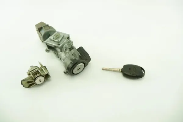 Interrupteur d'allumage OEM 3M51-3F880-AC Ford Focus MK2 image 2