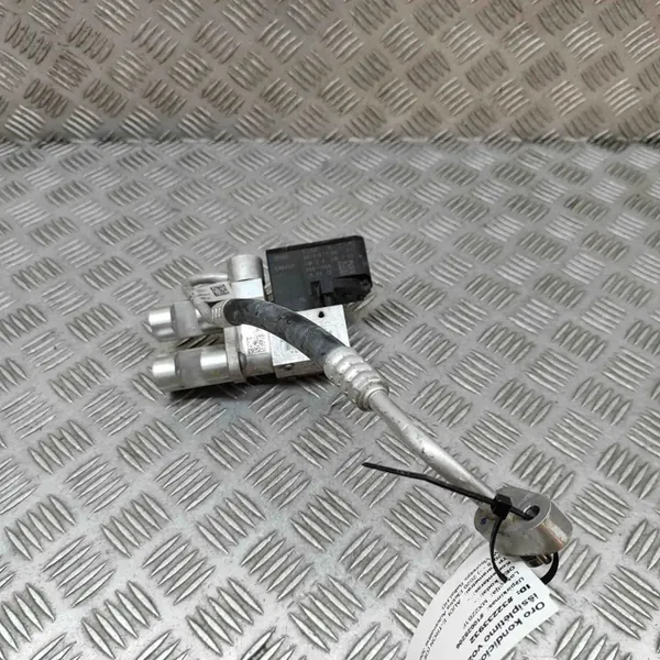 Ilmastointijäähdytinventtiili OEM 4M0816805B Audi Q7 4M image 3