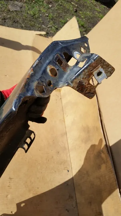 Parafango anteriore destro Ford Fiesta MK7 image 8