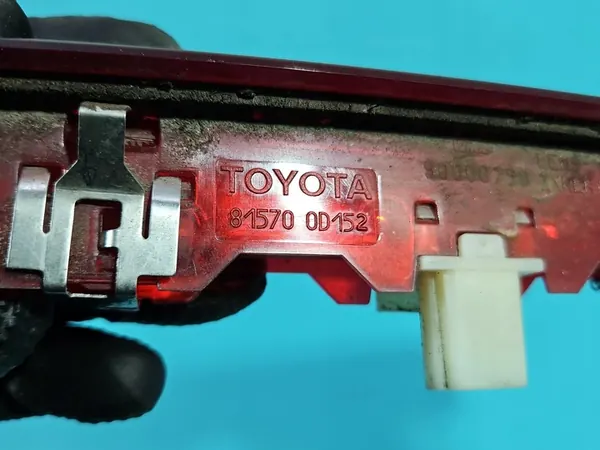 Terceira Luz de Freio Toyota Yaris III image 8