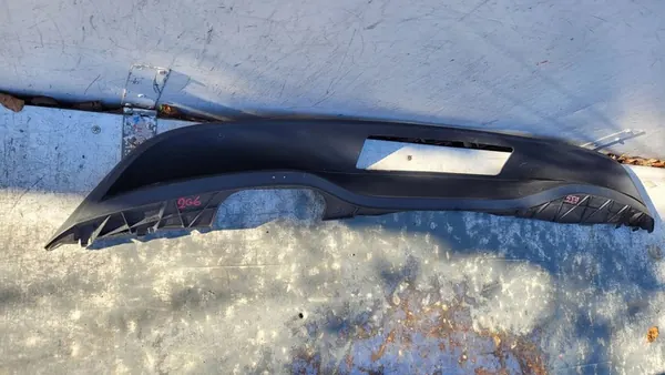 Bakre stötfångarspröt Volkswagen Polo VI 2G6807568H image 3