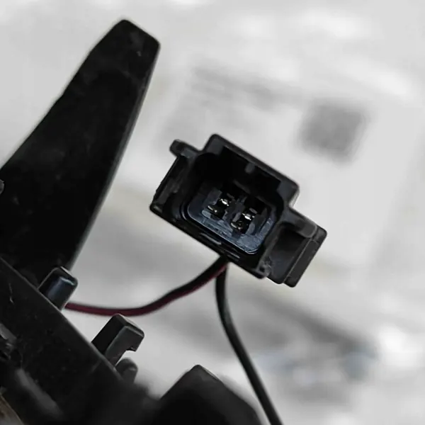 Insert miroir droit OEM 8W0857536 pour Audi A4 Avant image 7