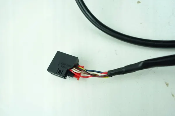 TYC 337-0173 Oikea Sivupeili VW Golf VI image 6