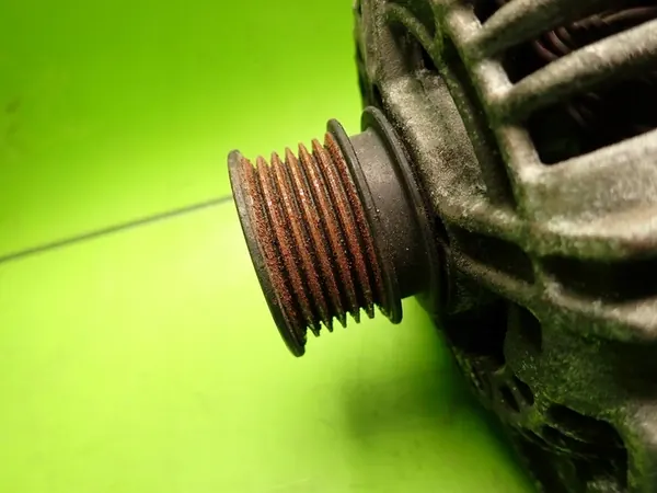 Vaihtovirtageneraattori SKODA FABIA I LIFT 1.4 B 2006 OEM 037903025M image 4