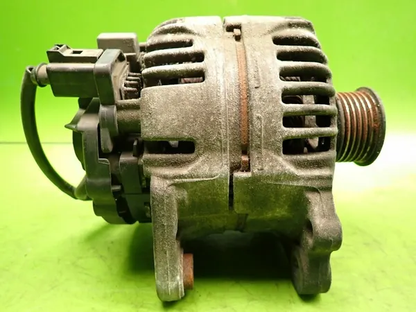 Vaihtovirtageneraattori SKODA FABIA I LIFT 1.4 B 2006 OEM 037903025M image 6