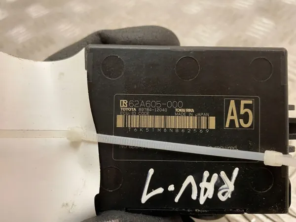 Toyota RAV4 Immobilizer-modul OEM 8978412040 image 4
