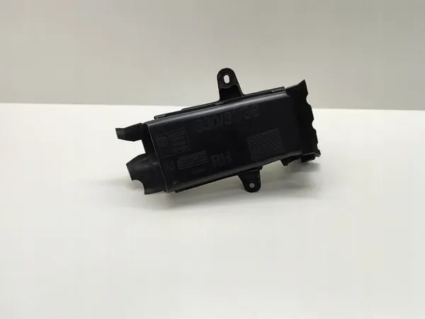 BMW 5 G30 G31 2020 Remluchtkanaal 7383852 image 6