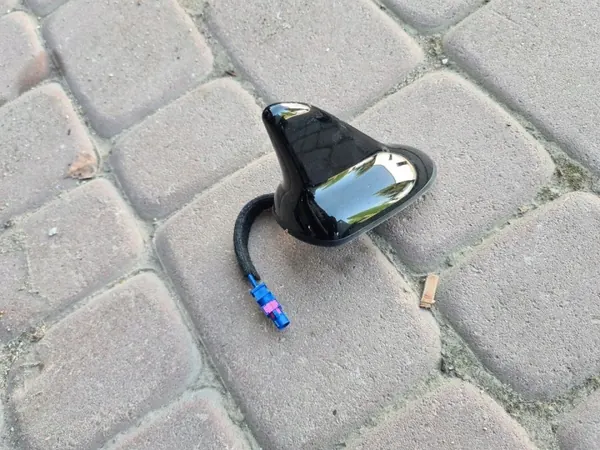 Opel Astra K dakradioantenne OEM C317 image 2