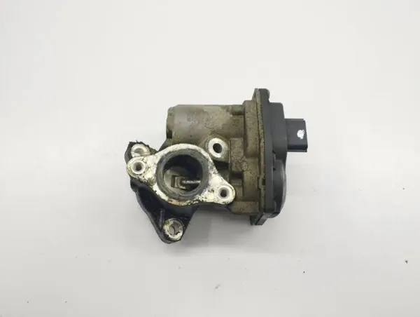 Soupape EGR OEM 147104647R pour Mercedes Classe A W176 image 2