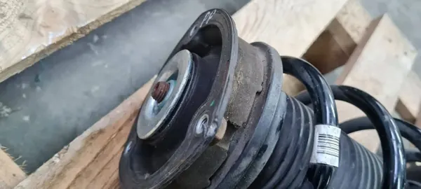 Amortiguador Delantero OEM 5WA413031D para Audi A3 image 7