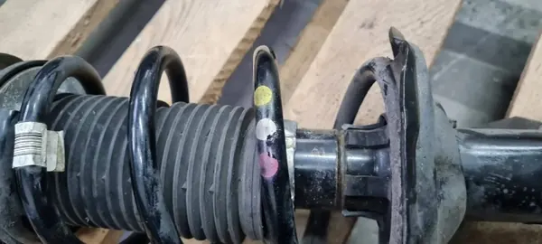 Amortiguador Delantero OEM 5WA413031D para Audi A3 image 8