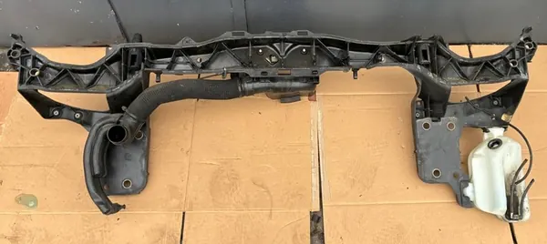 RENAULT KANGOO 2 II CITAN W415 Frontverstärkung 8201130847 image 2