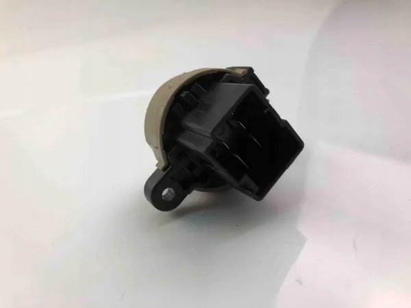 Llave Mazda 626 V (GF) LC7066151 image 3