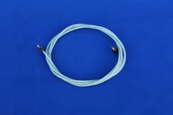 Mercedes W221 Airmatic-kompressorin letku - Etuhihna image 2