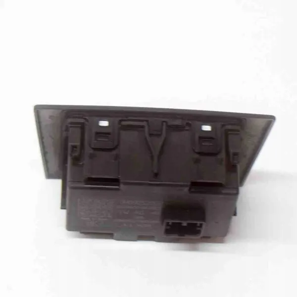 VW GOLF VIII Schalter 1.5L 2020 OEM 10506437 image 2