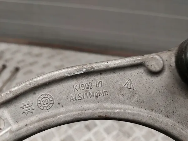 2009 Porsche Panamera (970) Braccio Anteriore K190207 image 3