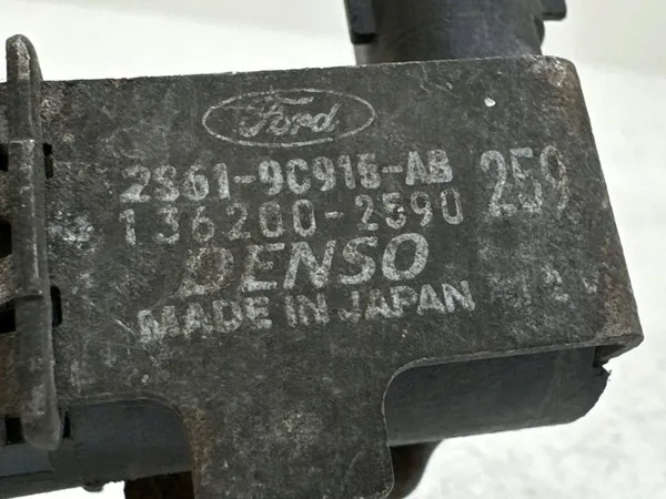 Vanne de Pression Ford Fiesta MK5 image 4