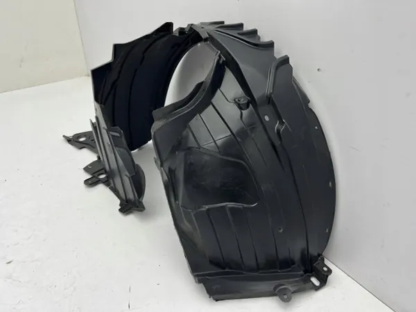 Nissan NV200 Etu Oikea Pyöränkaari OEM 63840BJ00A image 3
