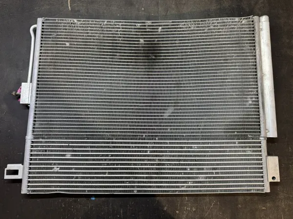 Jeep Grand Cherokee WK2 AC-kondensor 3.6 OEM image 2