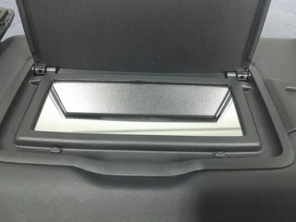 Pára-sol esquerdo Mercedes Classe A W177 OEM A1778106100 image 4