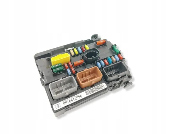 BSM-Modulgehäuse OEM 9667199780 Peugeot Citroen image 2