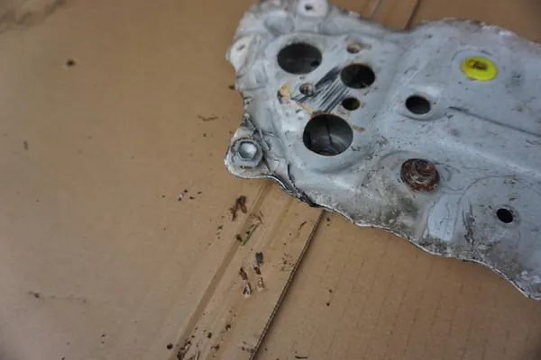 LEXUS IS300H III Viga Inferior Frontal 2015 Pérola Branca OEM image 6