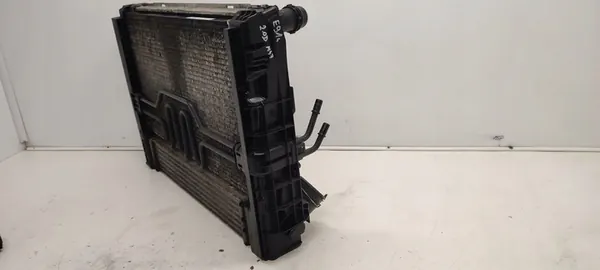 Radiador de agua intercooler BMW E91 2.0D image 4