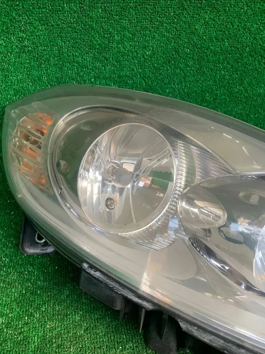 Farol Dianteiro Direito Fiat Linea 51826738 image 3