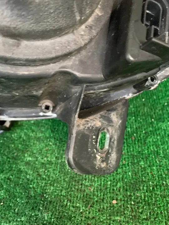 Farol Dianteiro Direito Fiat Linea 51826738 image 7