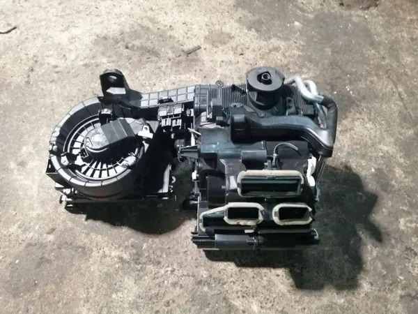 Lämmitysydin OEM DG9H19B555CP Ford Mondeo V:lle image 2
