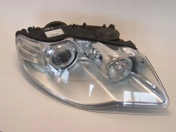 Farol Xenon Direito VW Touareg Lift 7L6941032C image 3