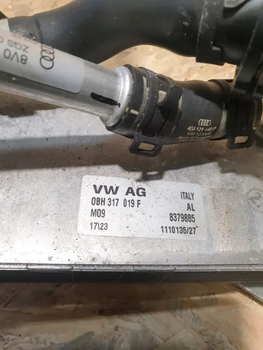Oljekylare Audi A3 8Y RS3 OEM 0BH317019F med slangar image 7
