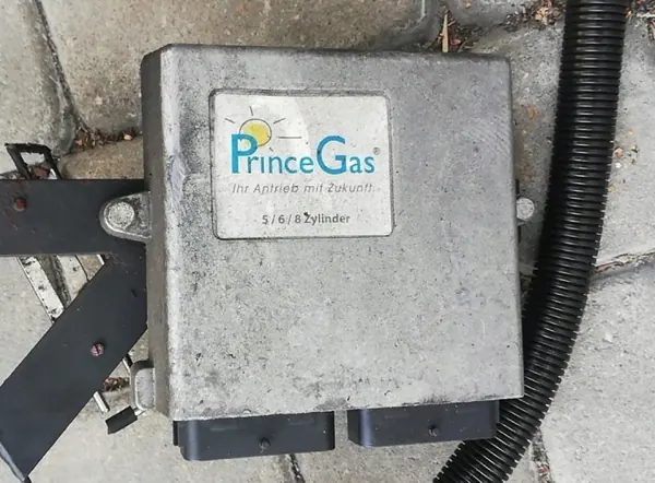 Gebrauchtes LPG-Kit OEM AEB2568B 67R010493 für 6 Zylinder image 3