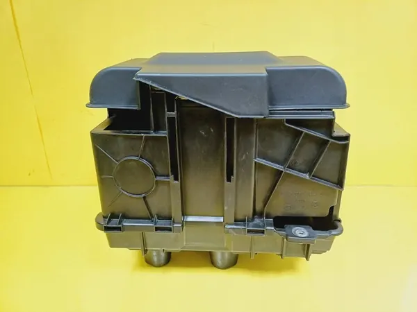 Carcaça de bateria completa VW Golf IV Skoda Octavia I 1J0915335A image 1