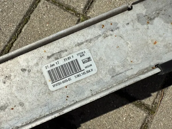 Enfriador de agua Audi Q3 8U0 A4 B8 A5 8K0145804H image 2