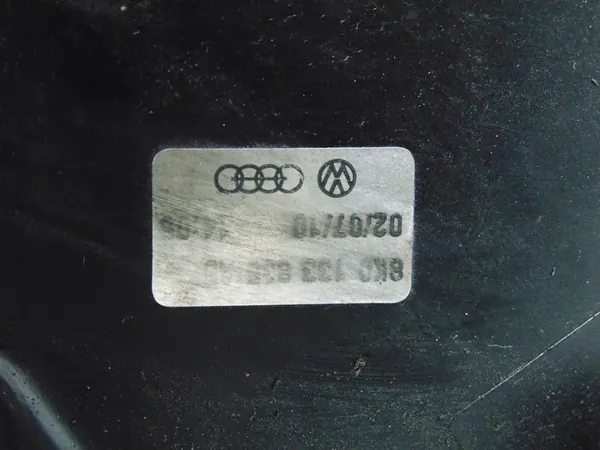 Ilmansuodattimen Kotelo 2.0 TFSI Audi A5 8T A4 B8 07- image 8