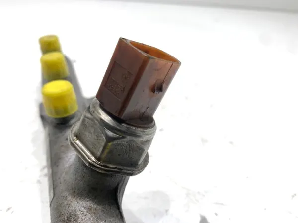 OEM 059130089AH Ruiskutuskaide Sensorilla Audi A5 8T image 4
