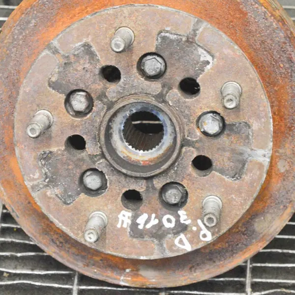 Ford Transit 2016 Vänster Framhjulnav image 2