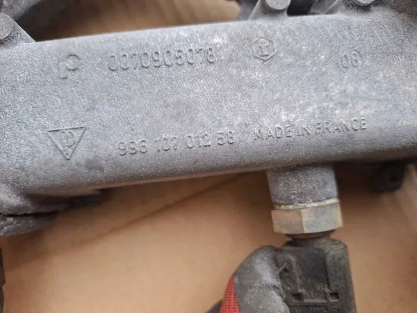 Olje pump Porsche 911 996 2004 Pierburg OEM 99610701258 image 2