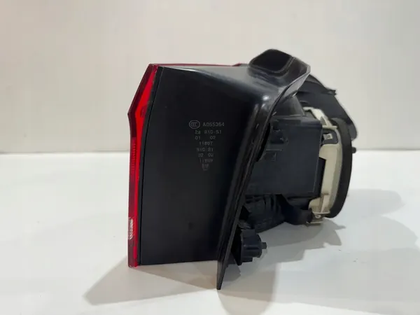 Luz Trasera Izquierda VW Touran III 2015- 5TA945095A image 8